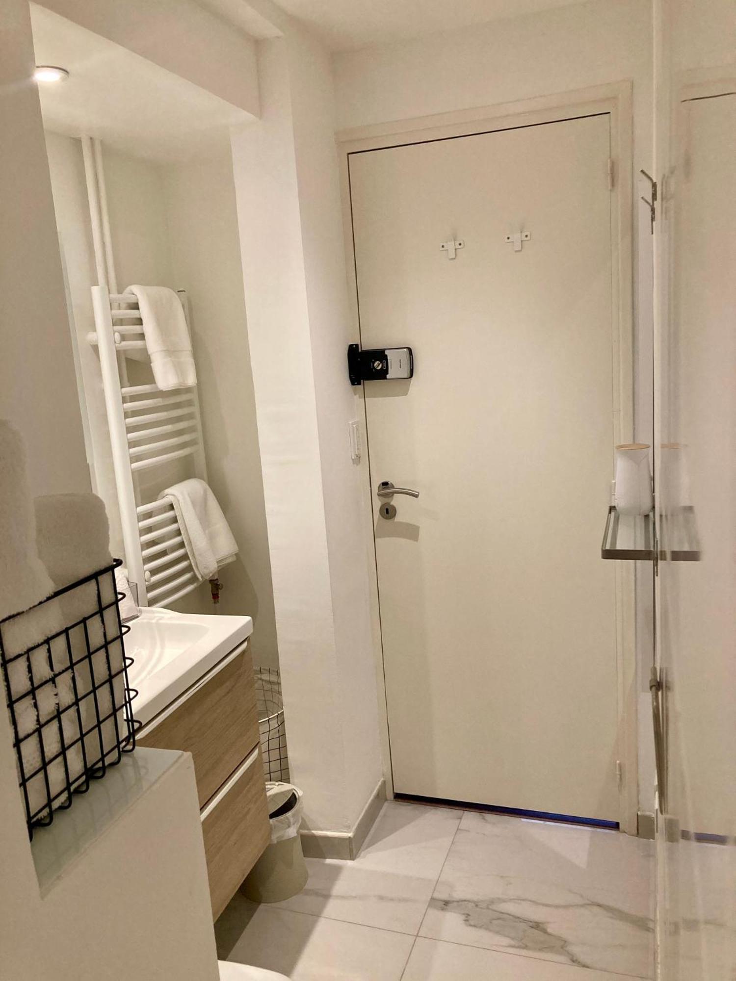 Cannes City B&B Pokój zdjęcie